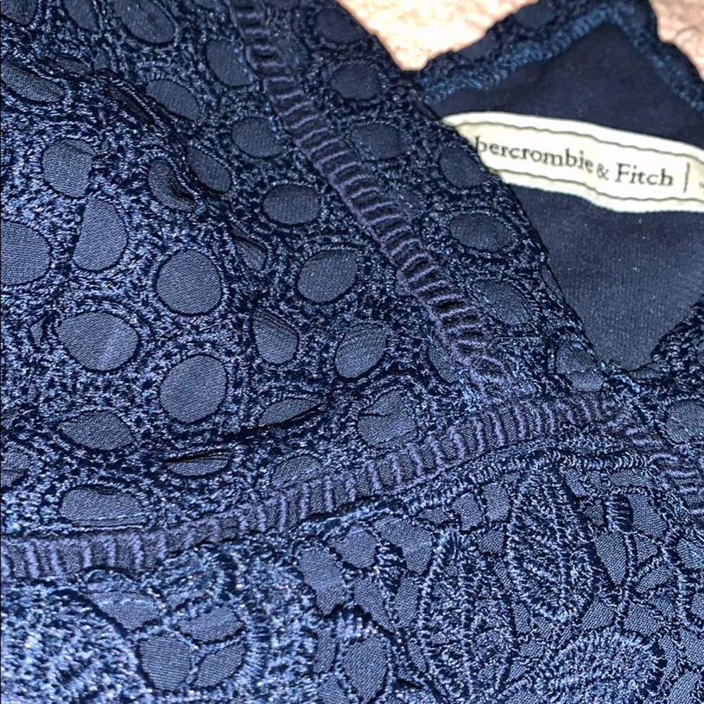 Abercrombie & Fitch Nazy Crop Top Size Small - image 4